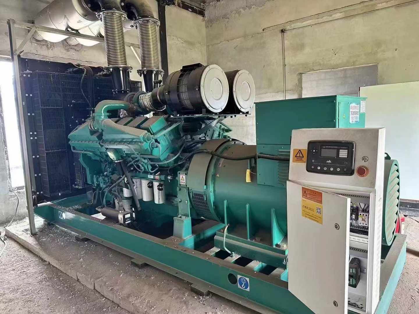 青秀无功补偿装置的性能评估需要考虑哪些因素？