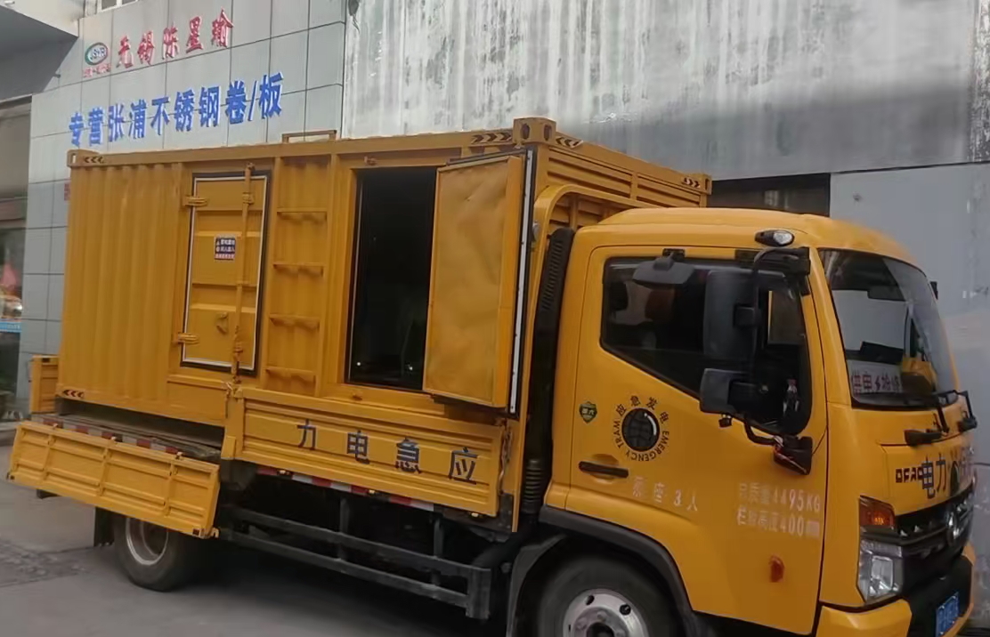 青秀柴油发电机组负载测试时应如何监控机组的运行状态？