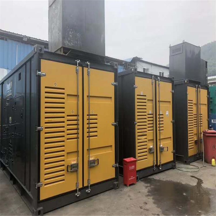 青秀温度变化对不同类型欠压保护装置的可靠性影响有何差异？