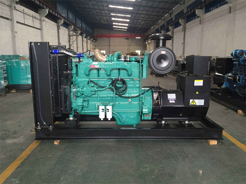 青秀柴油发电机组过载运行时降低转速有哪些注意事项？